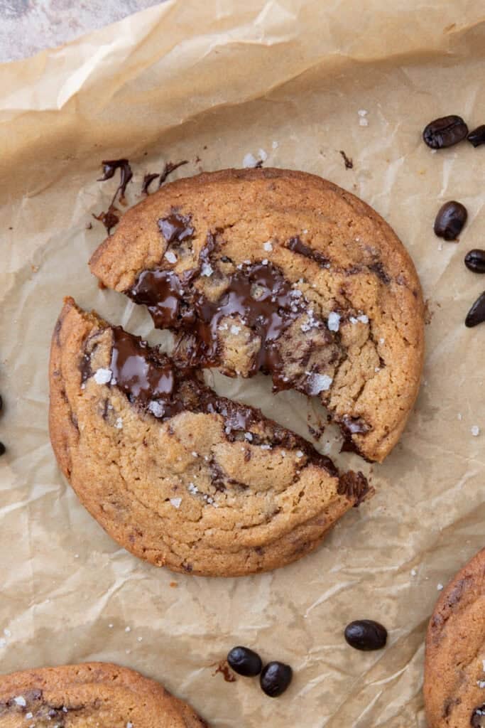 Soft & Chewy Cookies